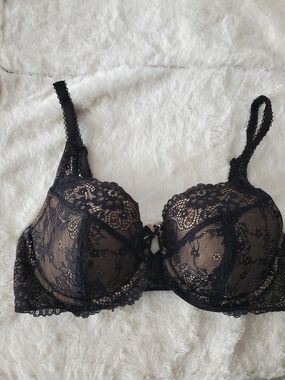 Jones New York Black Lace Underwire Bra with Floral Mesh 36C
